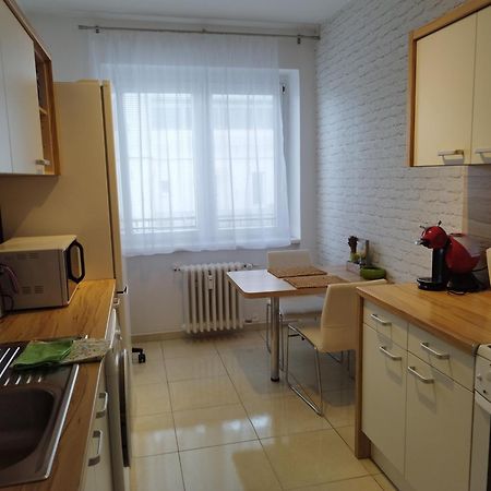 Ferienwohnung Amazing Flat In Old Town With Large Balcony Pressburg Exterior foto