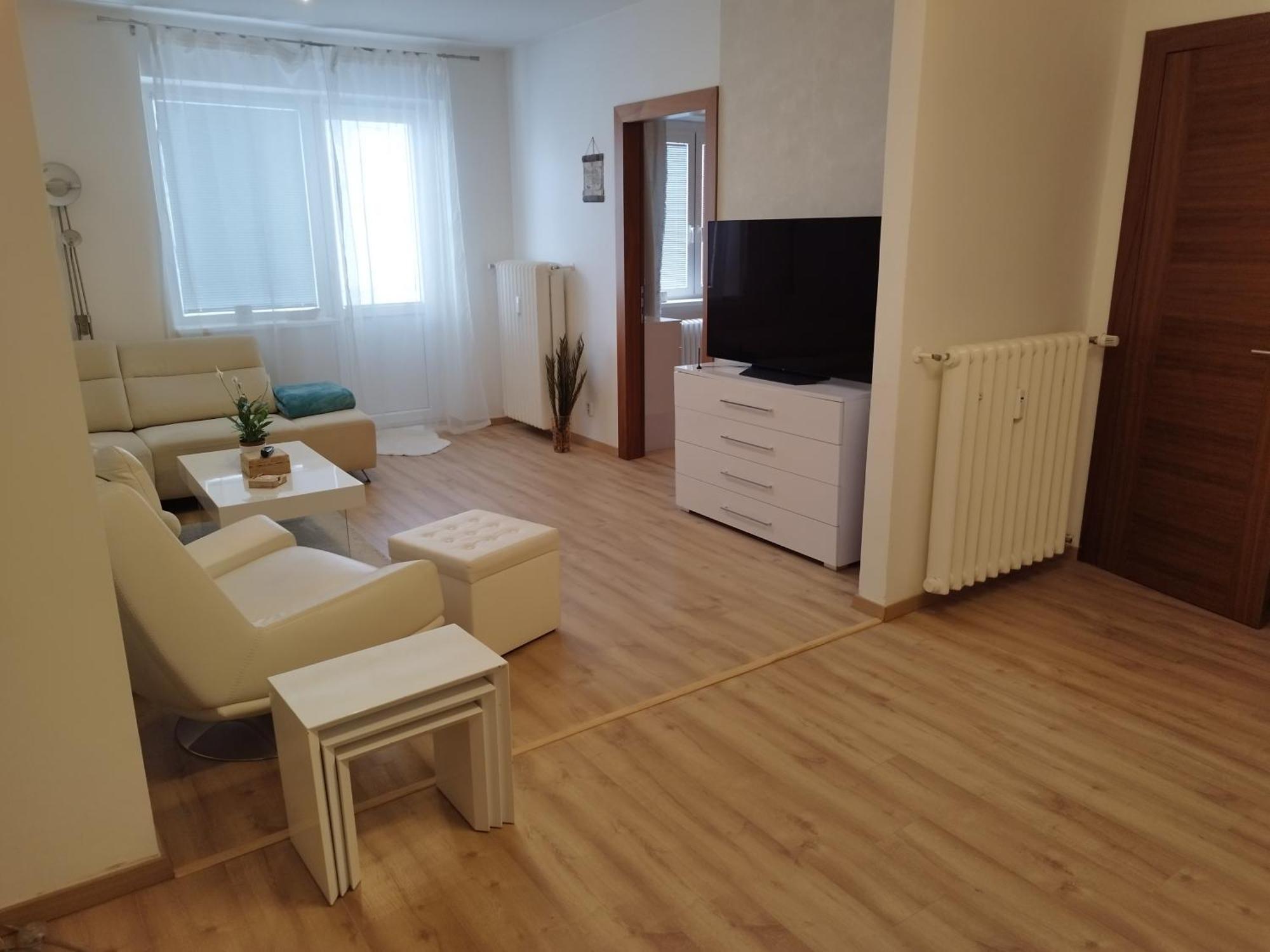 Ferienwohnung Amazing Flat In Old Town With Large Balcony Pressburg Exterior foto