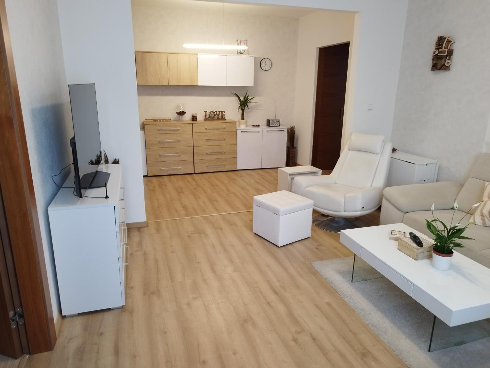 Ferienwohnung Amazing Flat In Old Town With Large Balcony Pressburg Exterior foto