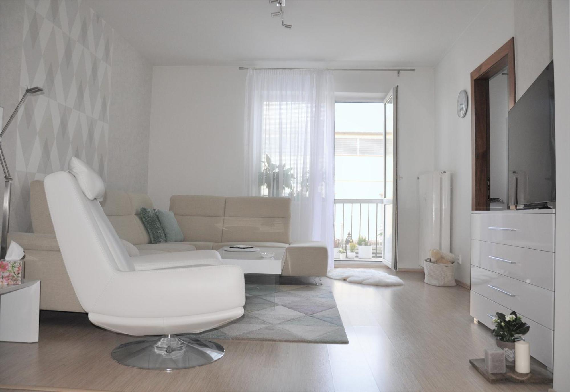 Ferienwohnung Amazing Flat In Old Town With Large Balcony Pressburg Exterior foto